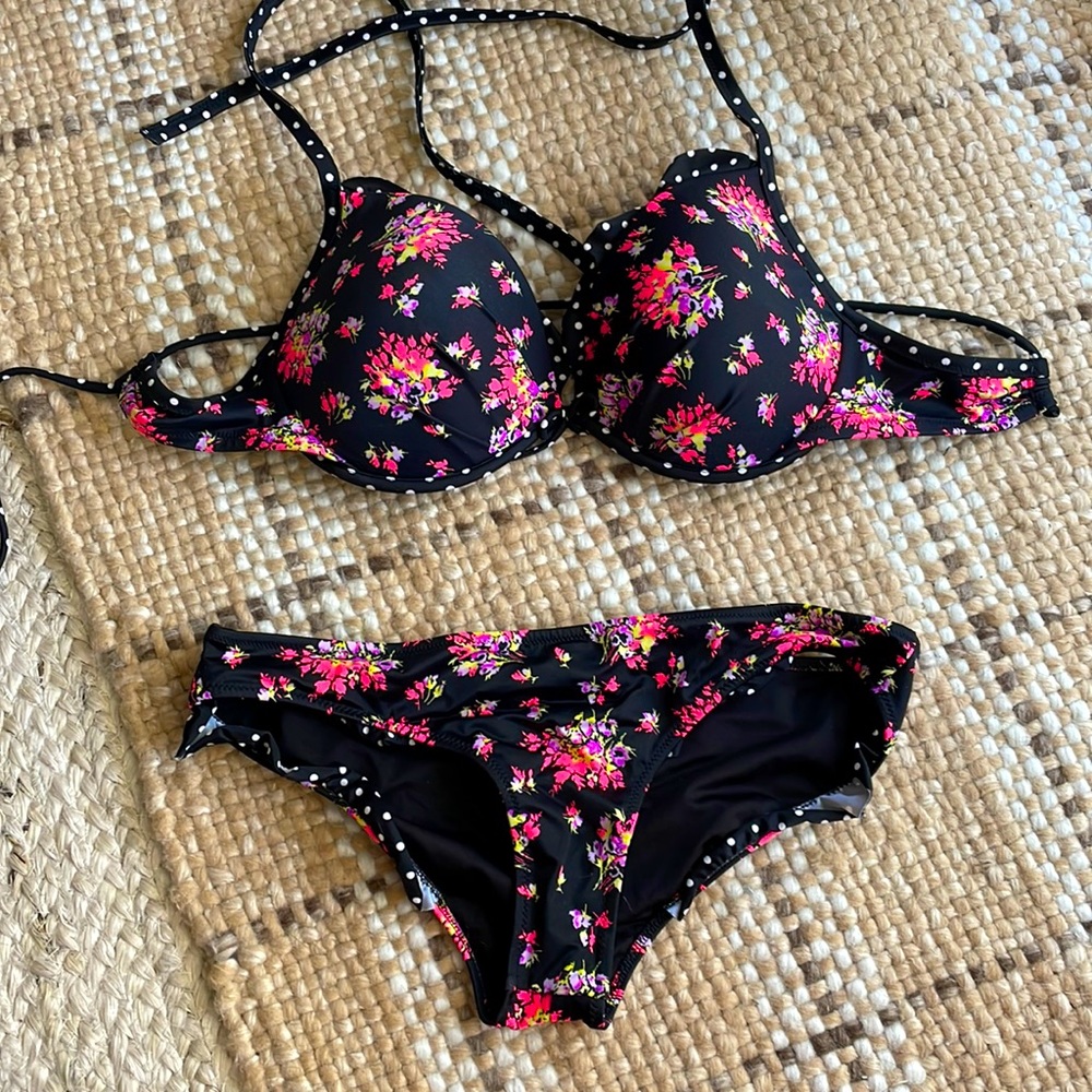 Cute Victoria secret bathing suit!